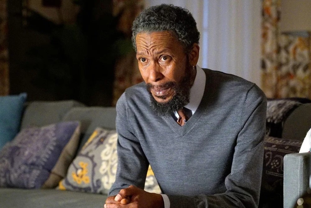 Рон Сепас Джонс, кадр из сериала «Это мы» (2016-2022)