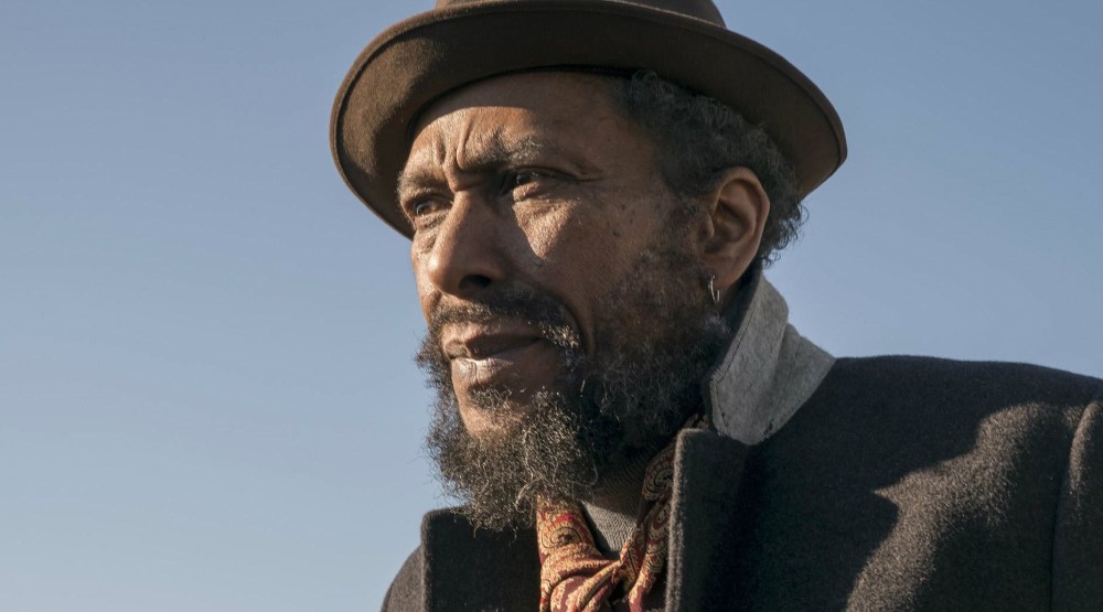 Рон Сепас Джонс, кадр из сериала «Это мы» (2016-2022)