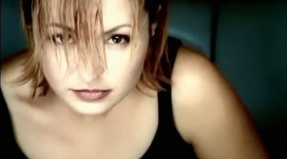 Кадр из клипа Кати Лель «Мой мармеладный»