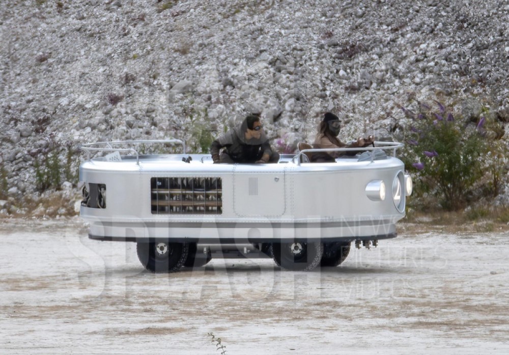 Возможный фантастикар, кадр со съемок фильма «Дэдпул 3» (2024)