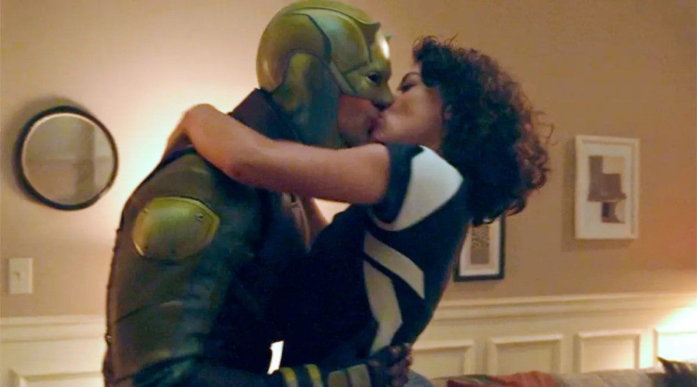 Кадр из сериала «Женщина-Халк: Адвокат» (2022)