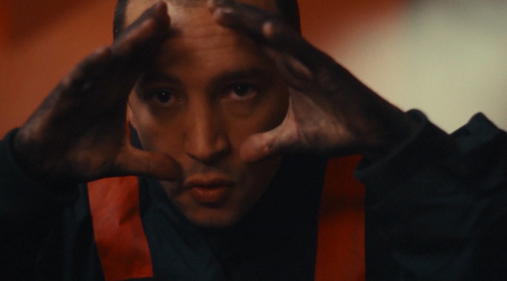 Кадр из клипа «Overcompensate»