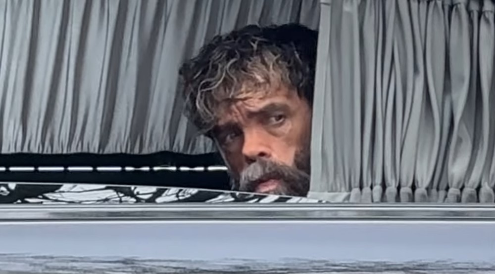 Кадр со съемок сериала «Декстер: Воскрешение» (2025) / Фото: YouTube/Mrajtheartist