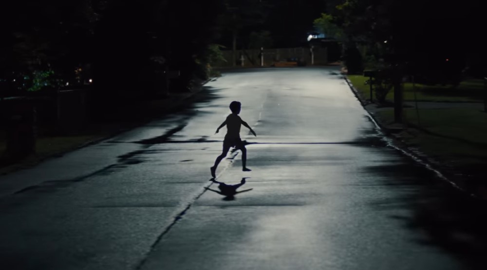 Кадр из фильма «Оружие» (2025)