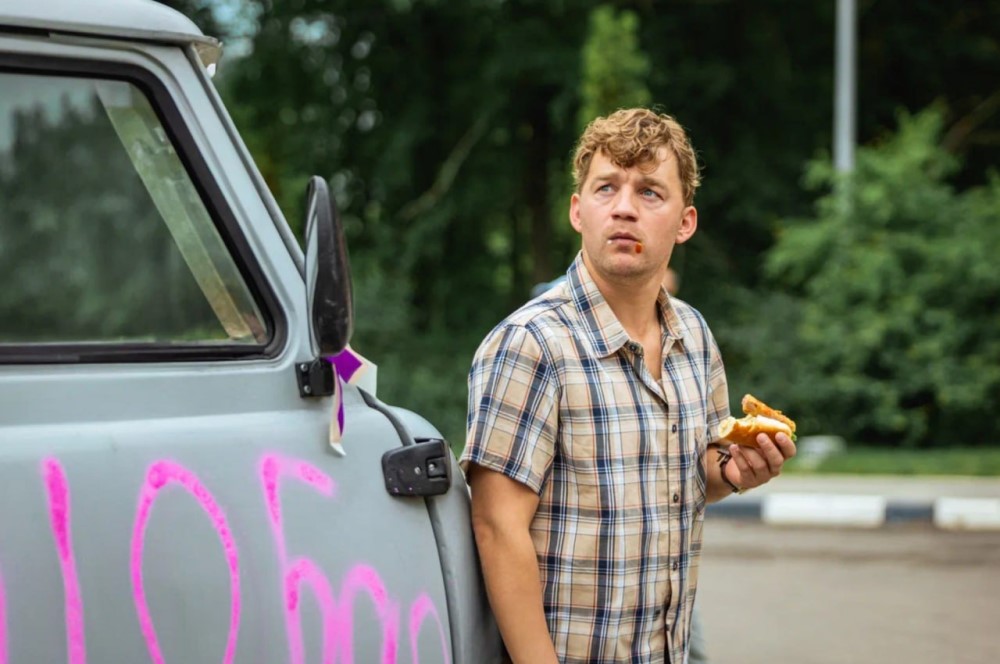 Кадр со съемок фильма по «Папиным дочкам» (2025) / Фото: Telegram/kinopoisk_soon