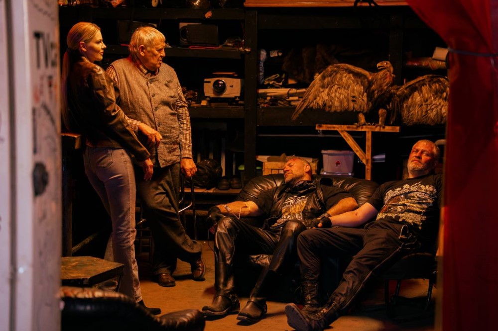 Кадр со съемок 3 сезона сериала «Вампиры средней полосы» (2025) / Фото: START; Telegram/kinometro