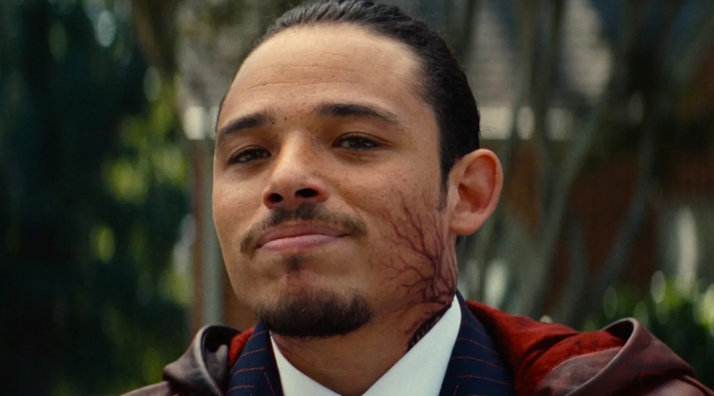 Кадр из сериала «Железное Сердце» (2025)