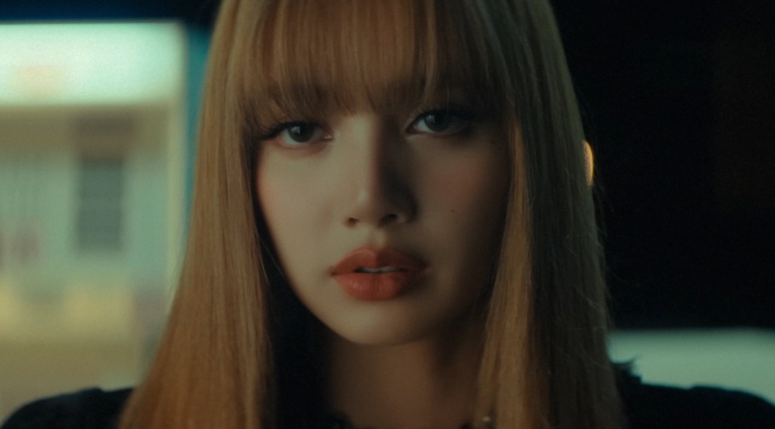 Кадр из клипа «Dream»