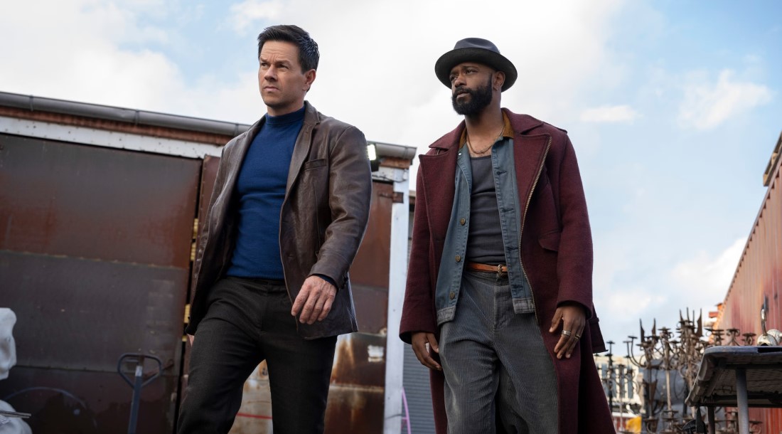 Кадр из фильма «Грязная игра» (2025)