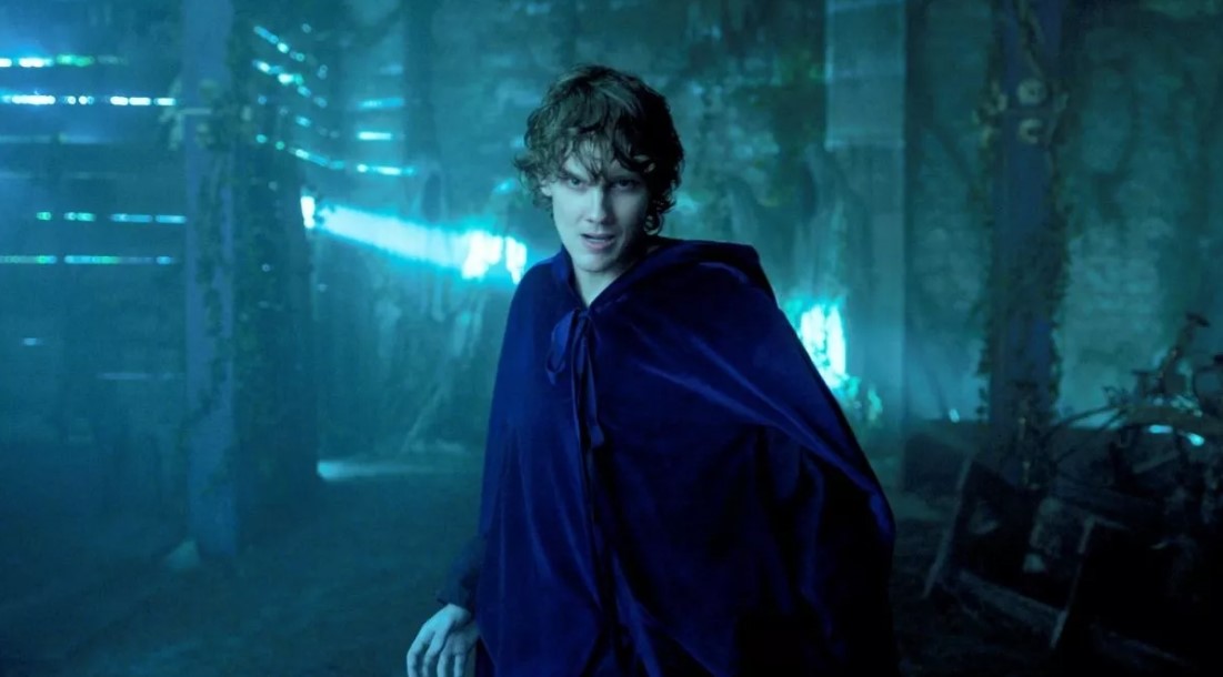 Кадр из 2 сезона сериала «Уэнсдэй» (2025)