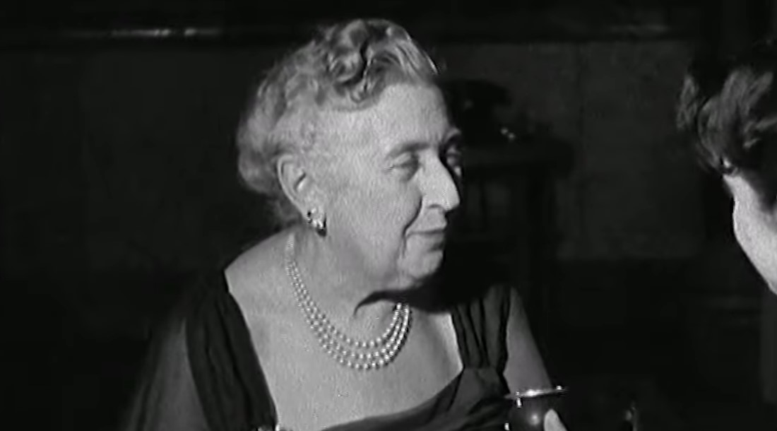 Агата Кристи, кадр из видео «Agatha Christie's mysterious disappearance: What really happened?» / YouTube/CBSMornings