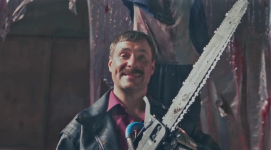 Кадр из фильма «Человек, который смеется» (2026) / Фото: «НМГ Кинопрокат»