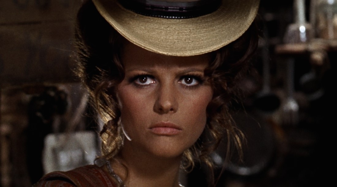 Клаудия Кардинале, кадр из фильма «Однажды на Диком Западе» (1968)