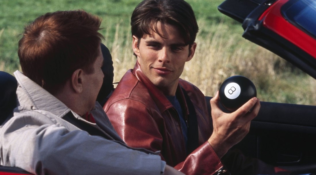 Шар предсказаний Magic 8 Ball в фильме «Трасса 60» (2001)