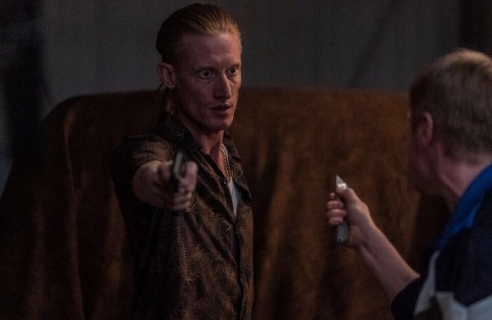 Джейк Каррен, кадр из фильма «Не входи» (2020)