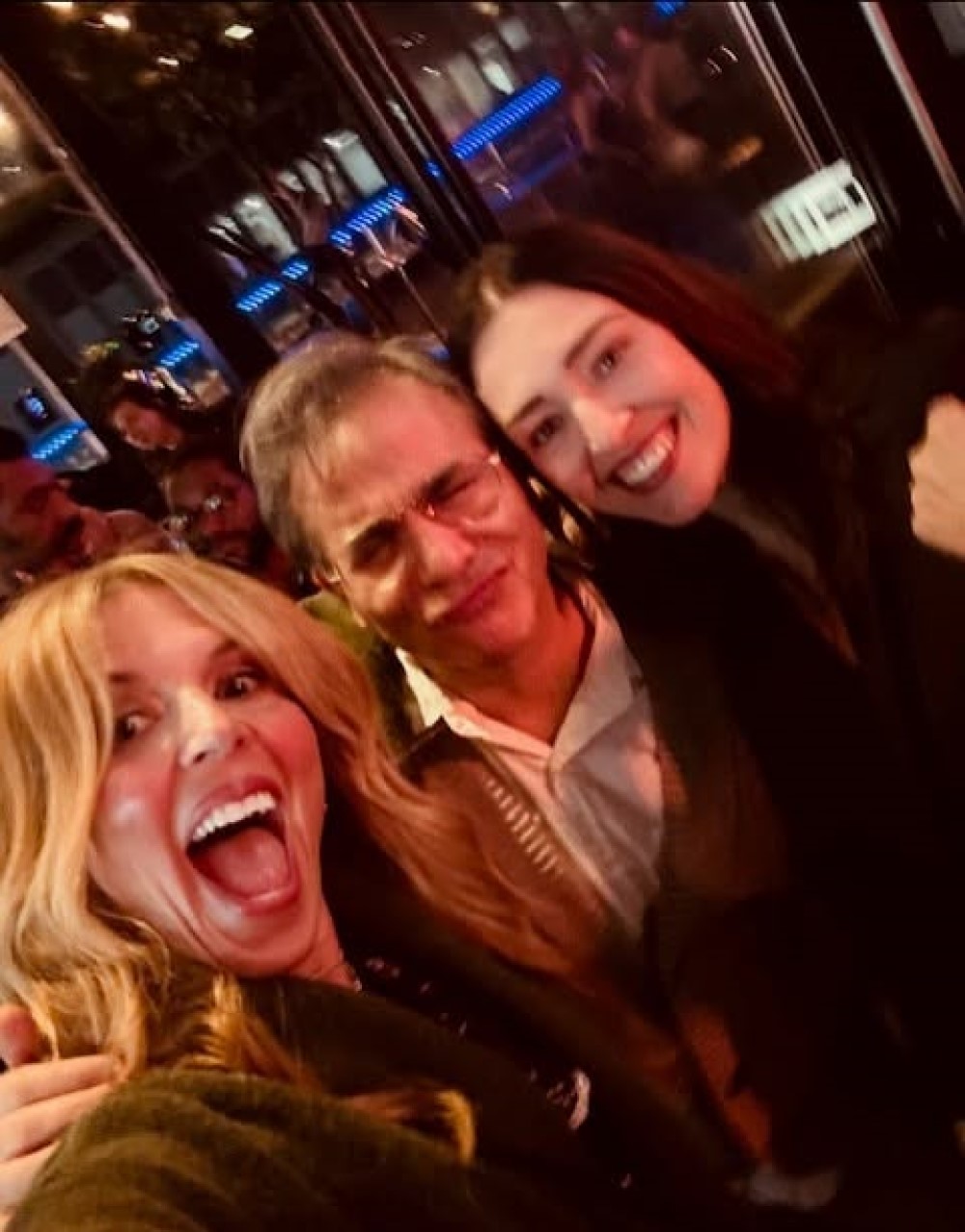 Команда сериала «Хрустальное озеро» (2026) / Фото: соцсети Брэда Кэйна