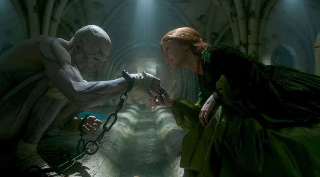 Кадр из фильма «Франкенштейн» (2025) / Фото: Netflix