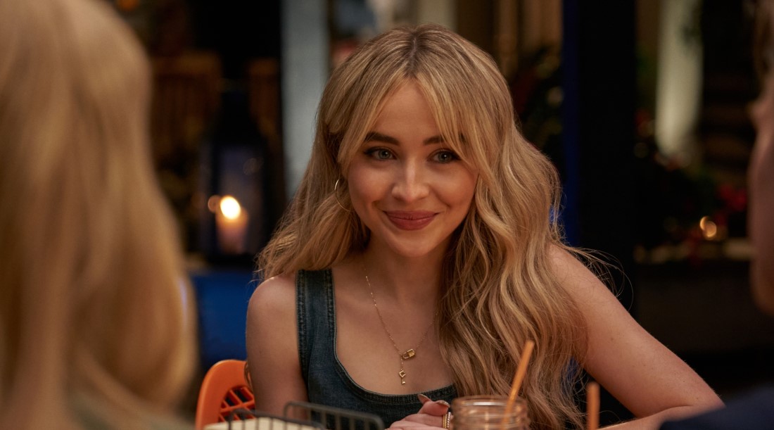 Сабрина Карпентер, кадр из фильма «Рост Джоди 2» (2022)