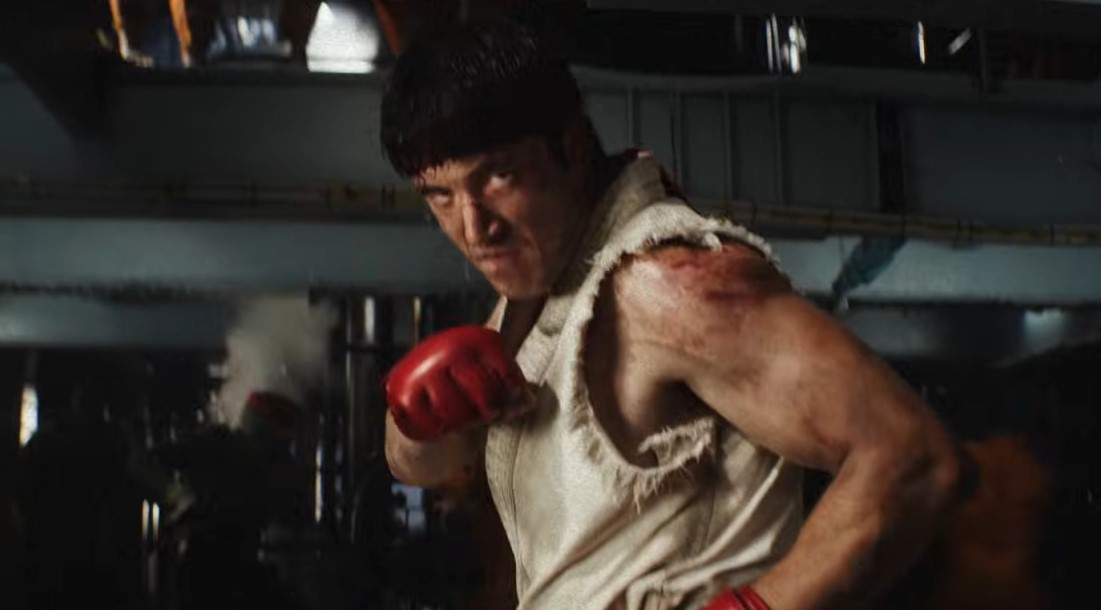 Кадр из фильма «Уличный боец» (2026)