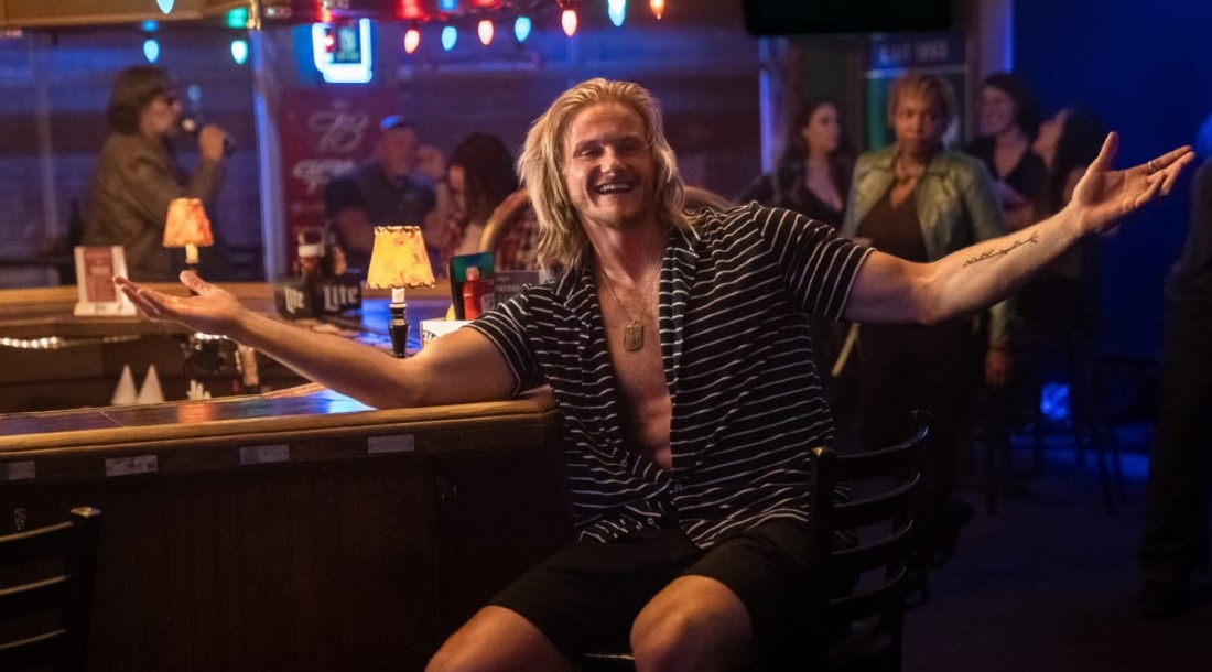 Александр Людвиг, кадр из сериала «Хилы» (2021-2023)