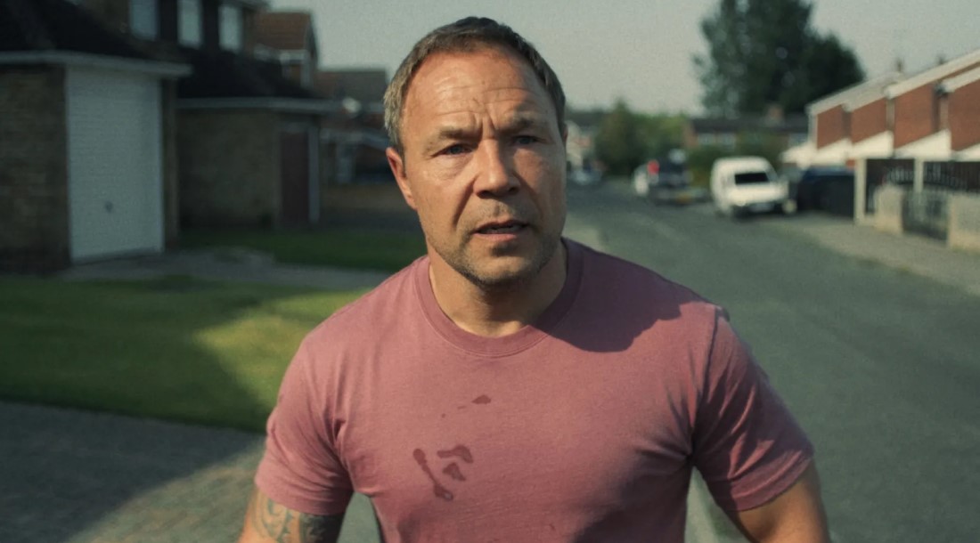 Стивен Грэм, кадр из сериала «Переходный возраст» (2025)