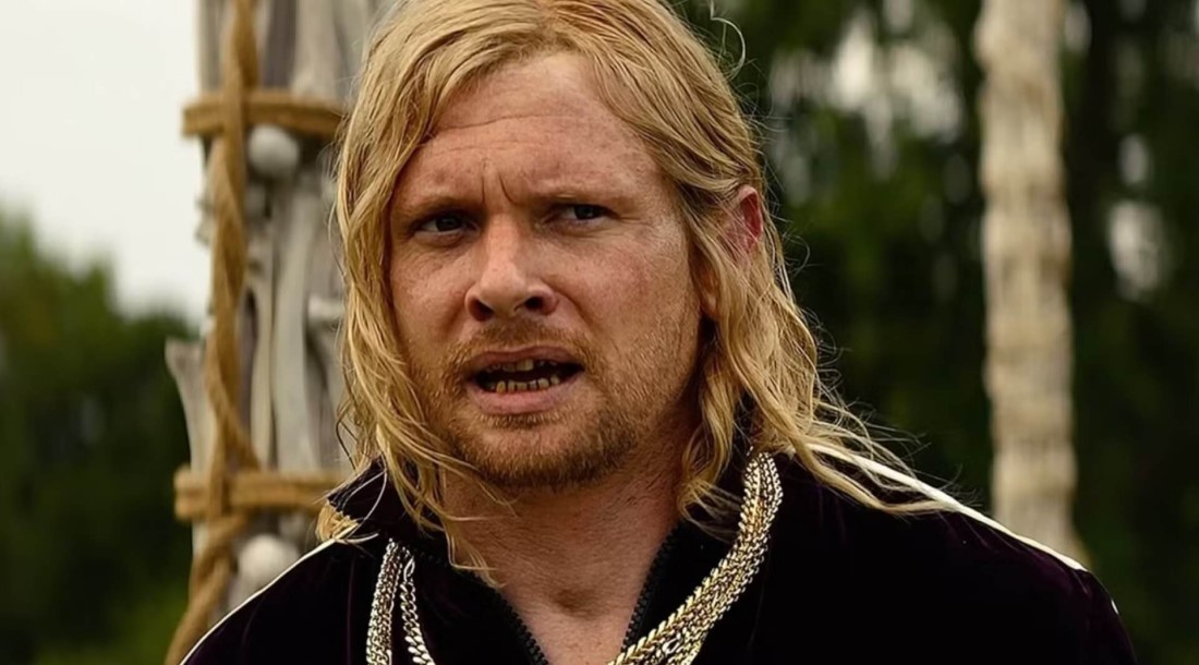 Кадр из фильма «28 лет спустя: Часть II. Храм костей» (2026)