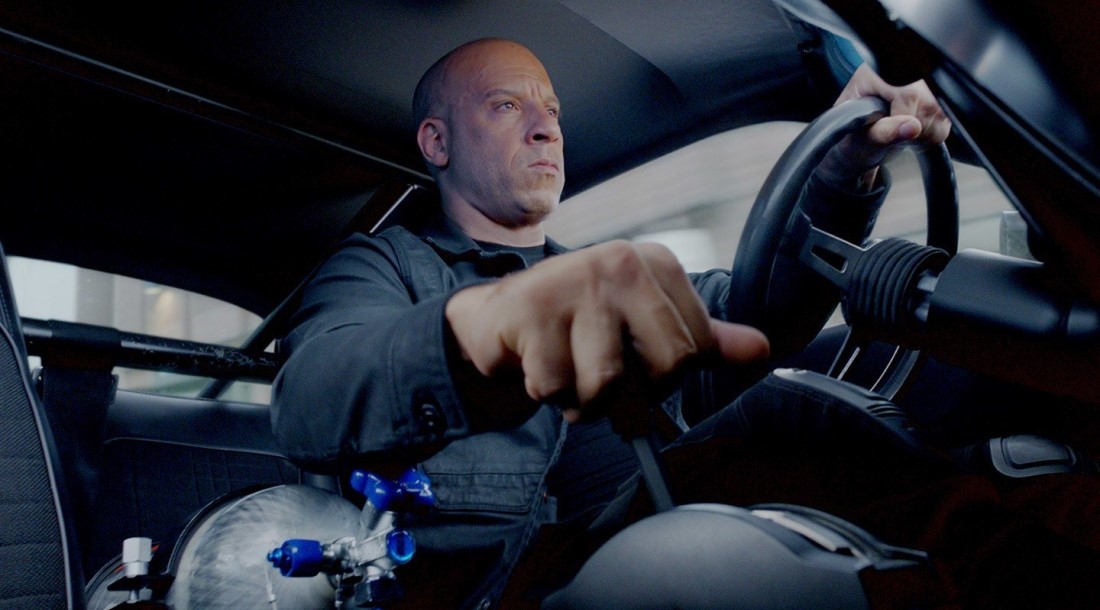 Кадр из фильма «Форсаж 8» (2017)