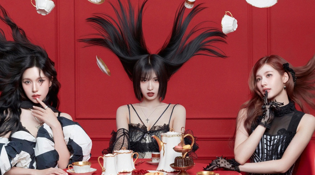 Обложка альбома MiSaMo «Play» (2026)