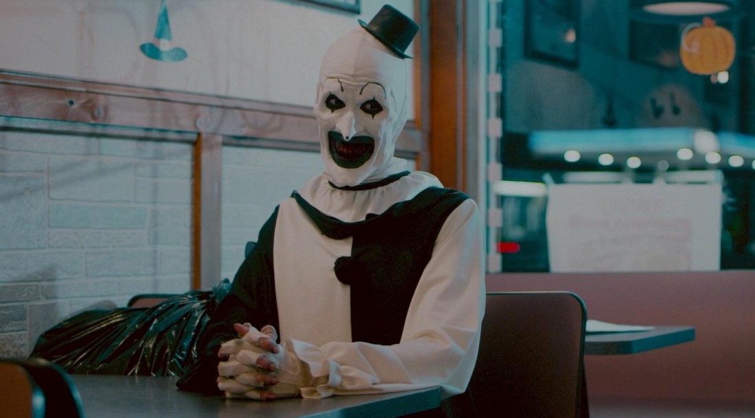 Кадр из фильма «Ужасающий» (2016)