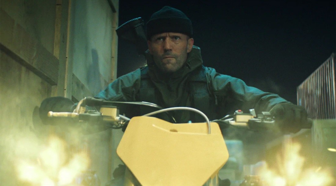 Джейсон Стэйтем, кадр из фильма «Неудержимые 4» (2022)