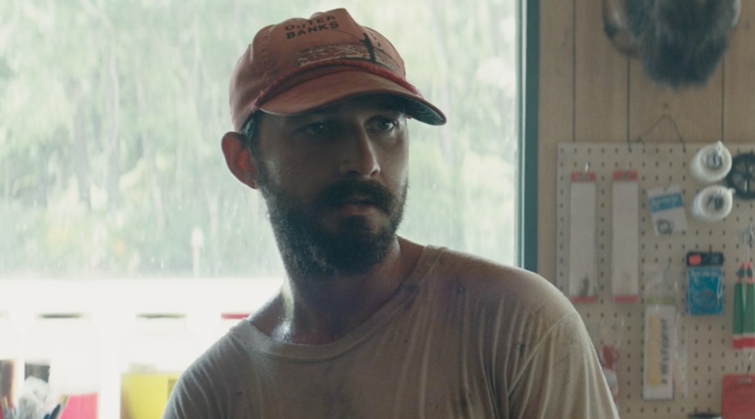 Шайа ЛаБаф, кадр из фильма «Арахисовый сокол» (2019)