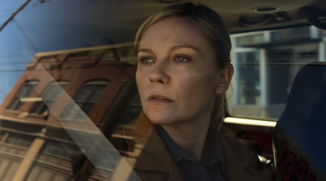 Кирстен Данст, кадр из фильма «Падение империи» (2023)