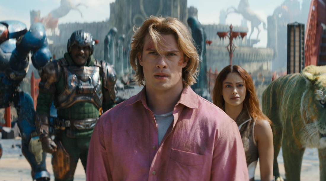 Кадр из фильма «Властелины вселенной» (2026)