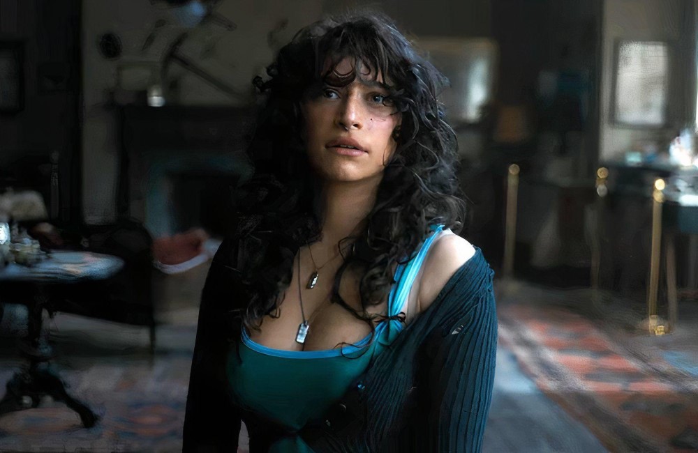 Одесса Эзайон, кадр из фильма «Дожить до рассвета» (2025)