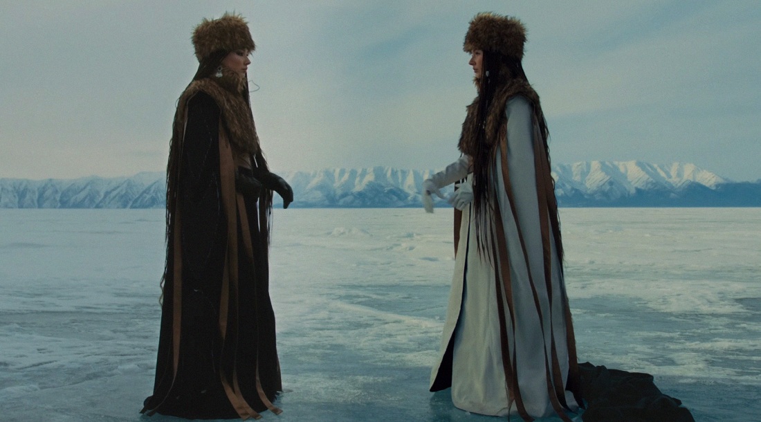 Кадр из клипа «Aihylyu»