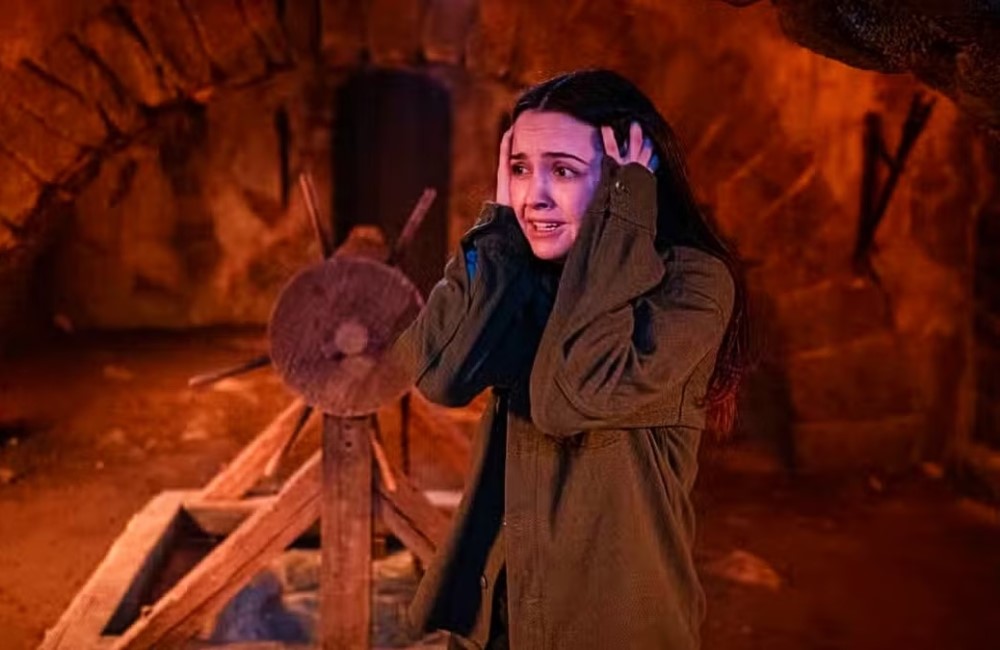 Кадр из 3 сезона сериала «Извне» (2024)