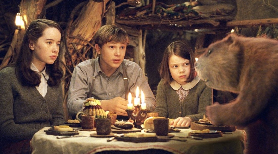 Кадр из фильма «Хроники Нарнии: Лев, колдунья и волшебный шкаф» (2005)