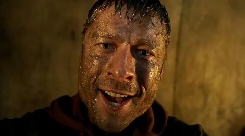 Кадр из фильма «Бегущий человек» (2025)/ Фото: Paramount Pictures