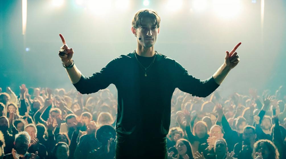 Кадр из фильма «Гуру» (2026)/ WY Productions - Ninety Films