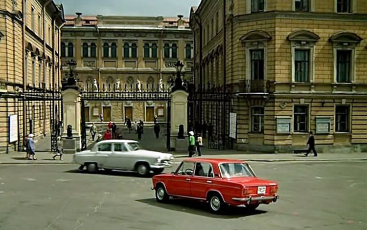 Прекрасное Тело Антонии Сантилли – Невероятные Приключения Итальянцев В России (1973)