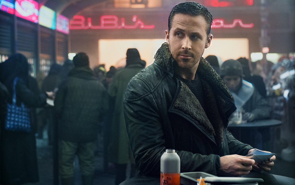 Кадр из фильма «Бегущий по лезвию 2049»/ Image via Alcon Entertainment