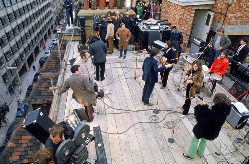 The Beatles дают концерт на крыше. 30 января 1969 года.