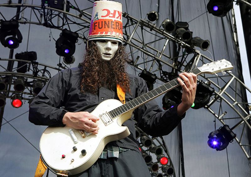 Гитарист Buckethead и его знаменитое ведро KFC