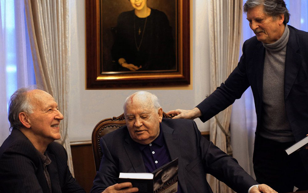Кадр из фильма «Встреча с Горбачевым»