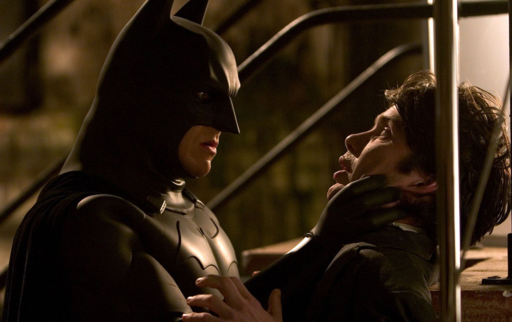 Кадр из фильма «Бэтмен: Начало» (2005)