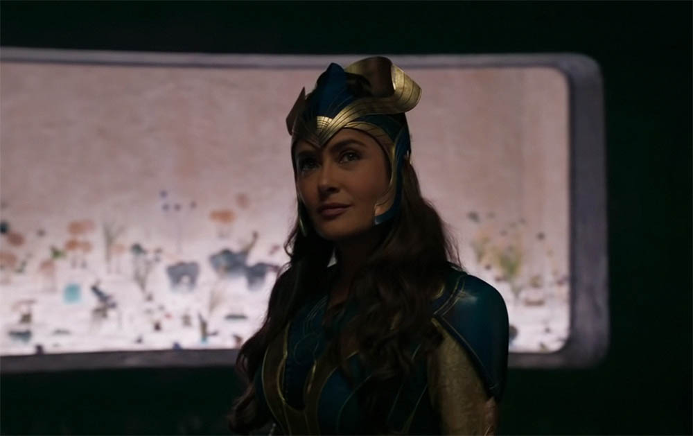 Сальма Хайек в роли Аджак, кадр из трейлера фильма «Вечные» (2021)