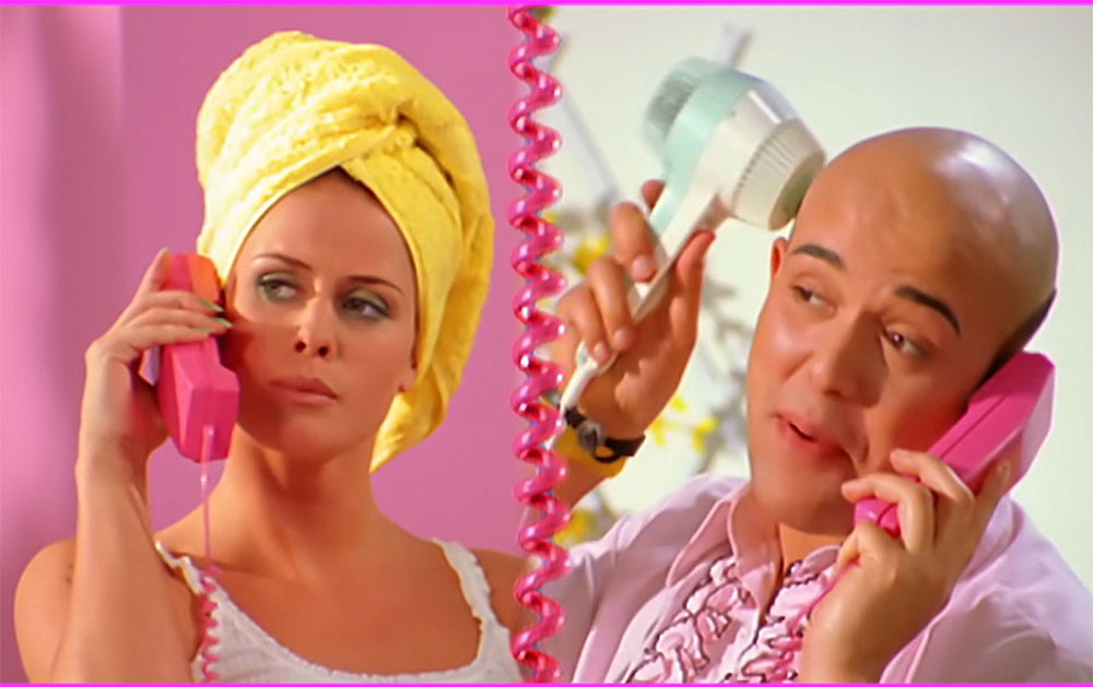 Кадр из клипа Aqua «Barbie Girl» (1997)