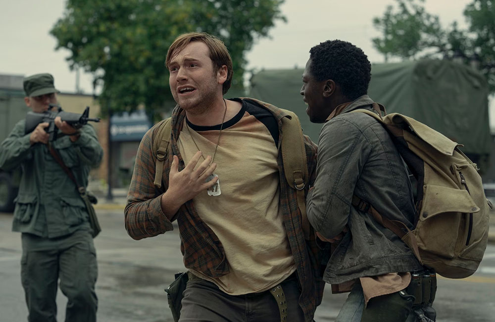 Кадр из фильма «Долгая прогулка» (2025)