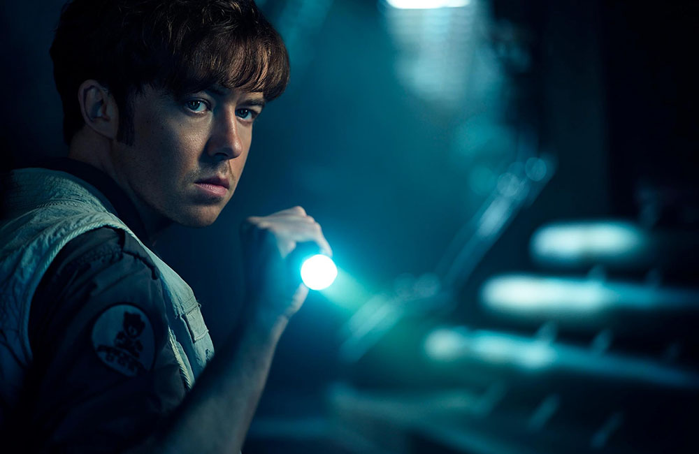 Кадр из 1 сезона сериала «Чужой: Земля» (2025)