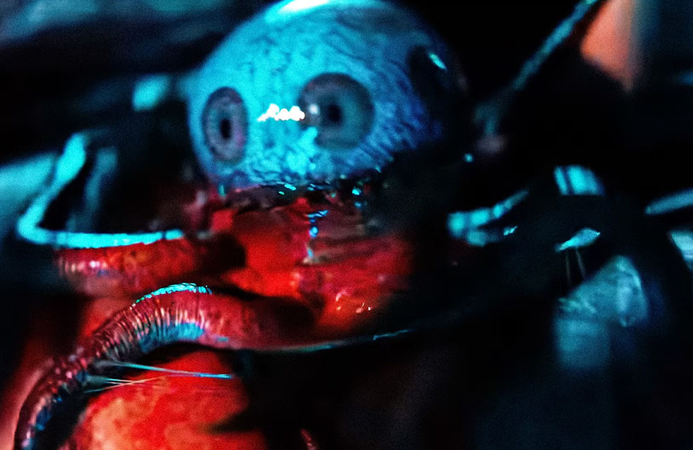 Кадр из 1 сезона сериала «Чужой: Земля» (2025)